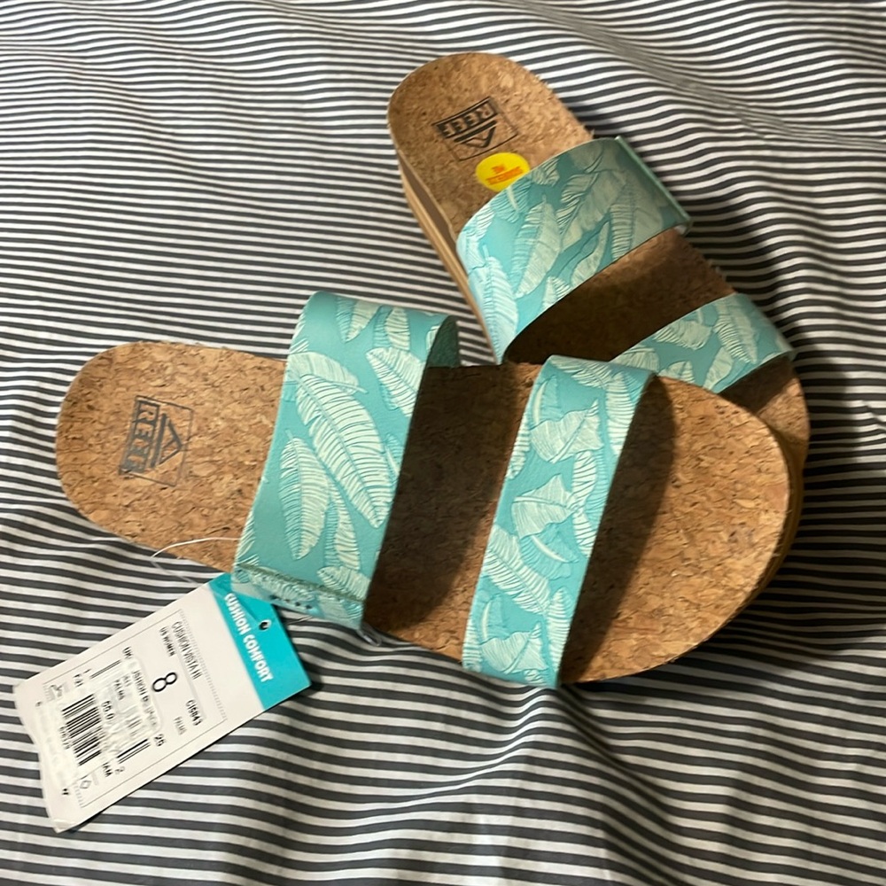 Light blue reef sandals never worn